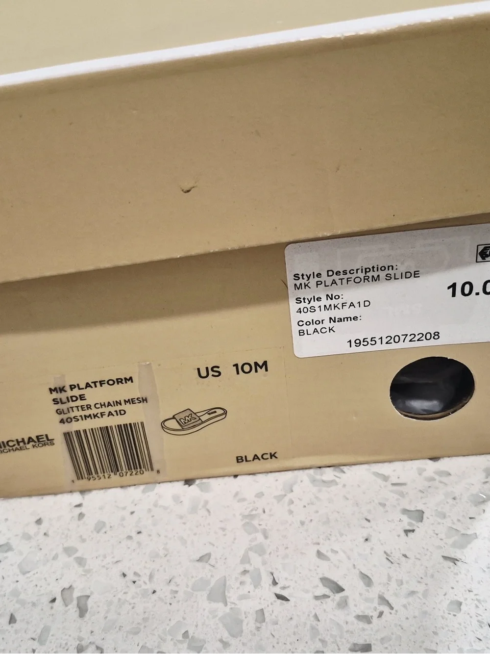 Bran new MICHAEL Michael Kors Black Slip-On Slide Sandals size 10
